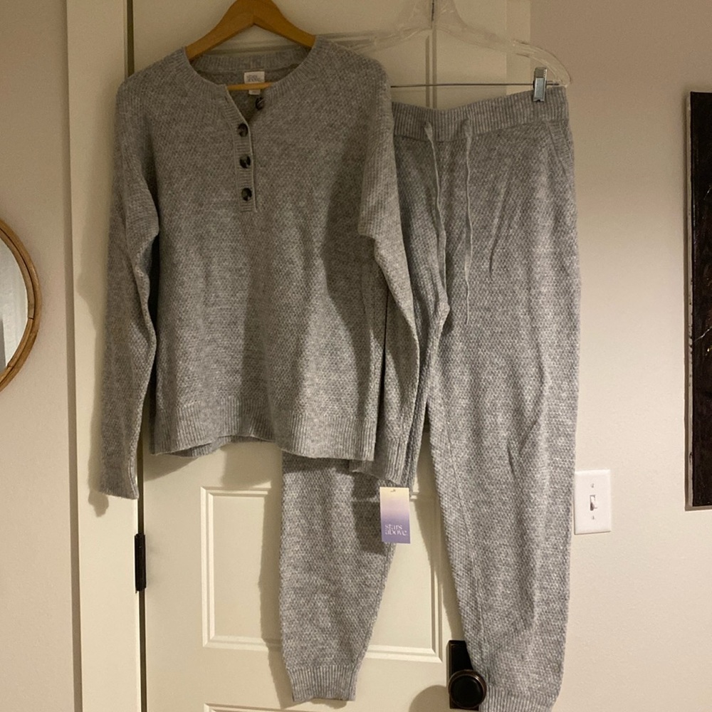 STARS ABOVE 2-piece lounge set